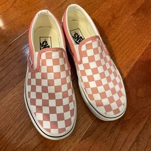 Women’s pink checkered vans Size 6.5